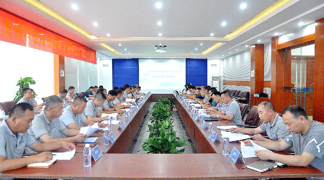 1690967445701719.gif 1.gif