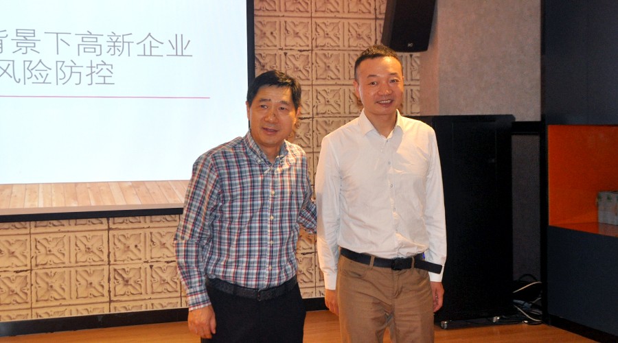 1691396522250616.jpg 02.jpg