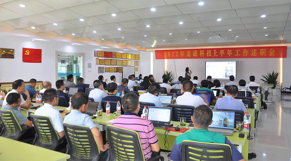 1691398262546817.gif 03.gif