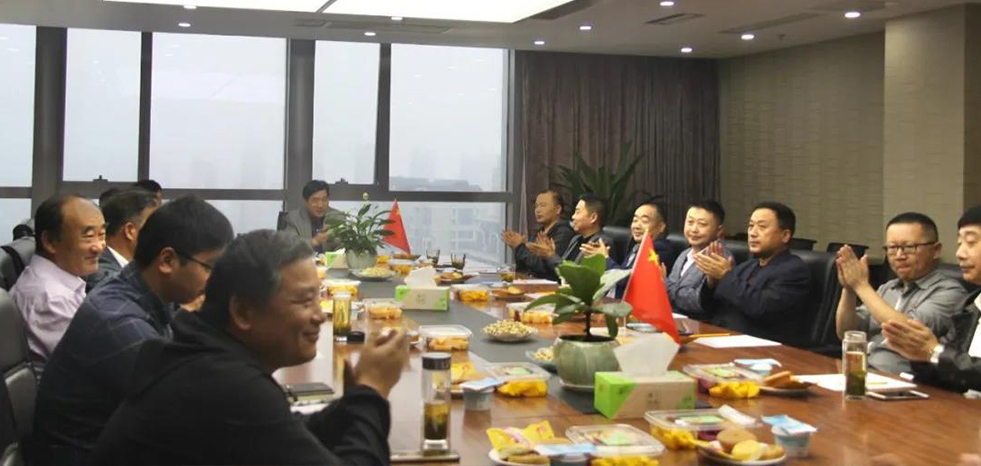 1700039819111003.jpg 02.jpg